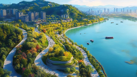 滨江步道的休闲风光