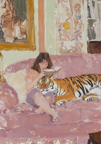 女人老虎猫沙发阅读