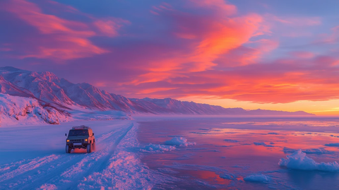 越野车穿越冰面夕阳美景