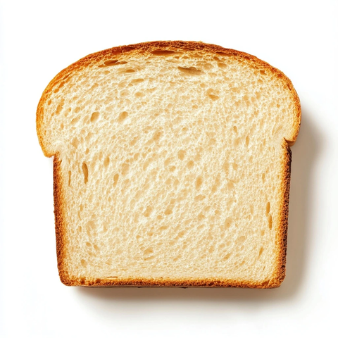 白色背景上的面包片