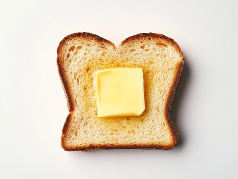 单片吐司抹黄油平铺展示