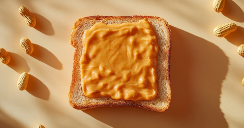 花生酱果酱吐司搭配花生
