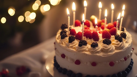 生日蛋糕奶油水果蜡烛