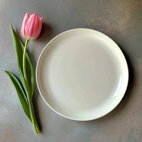 白色圆盘与粉色郁金香