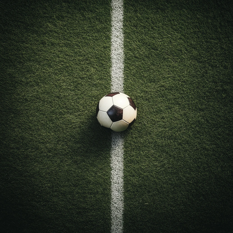 中场中心足球静止画面