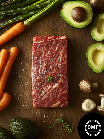 蔬菜水果木质背景拼盘