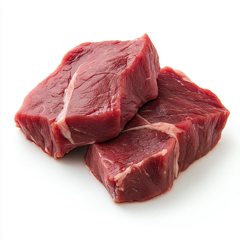 生牛肉块白色背景