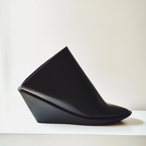 三角形楔形鞋设计