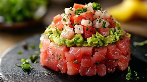 蓝鳍金枪鱼塔塔配羊奶酪