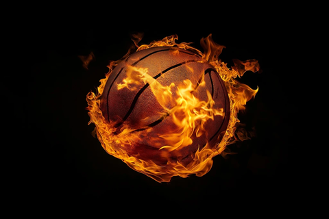 篮球燃烧黑暗背景