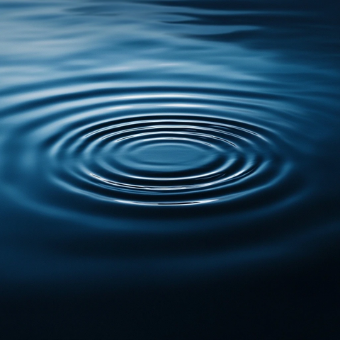 水面波浪圆环扩散