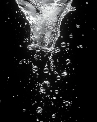 反重力水滴慢动作悬浮