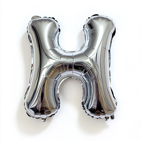 银色气球组成字母