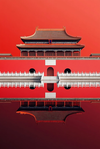 红色背景下故宫建筑的对称之美