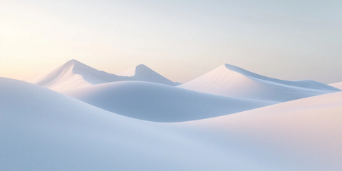 雪地沙丘与柔和光线