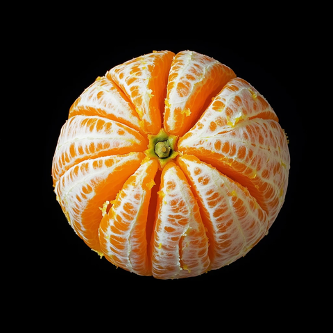 剥皮橙子黑色背景