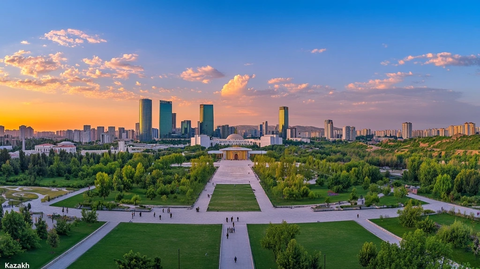 现代化都市中的大型绿地公园全景