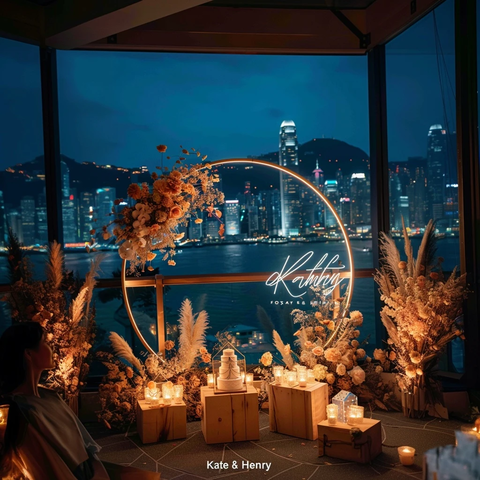 婚礼拱门与城市夜景