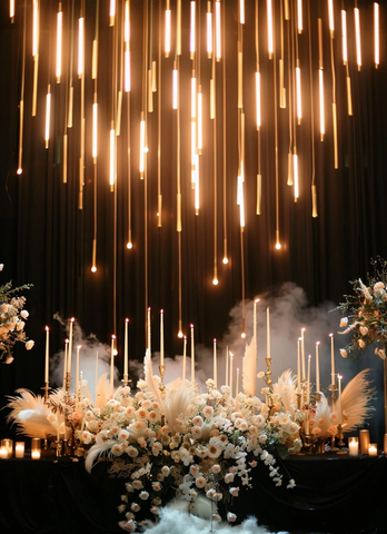 黑幕白烛羽毛舞台