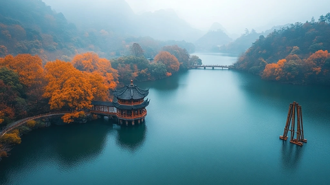 湖中有亭的山水景观鸟瞰图