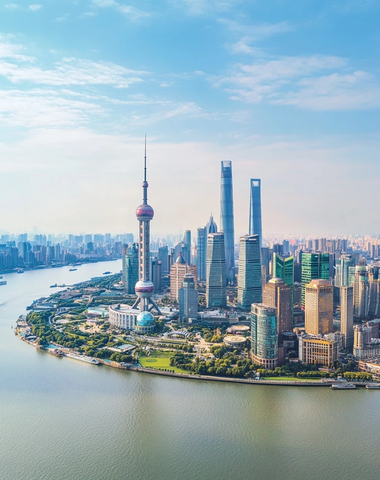 上海陆家嘴现代化高楼建筑鸟瞰全景