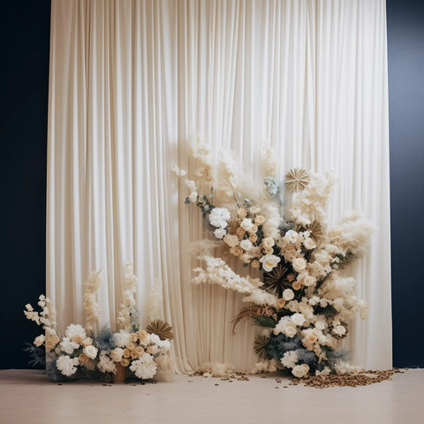 婚礼背景简约花艺