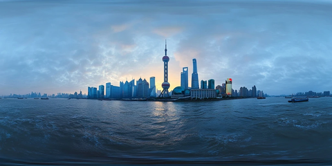 黄浦江畔的上海城市天际线全景