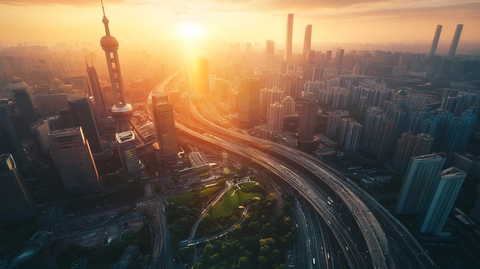 夕阳下的现代化都市鸟瞰全景