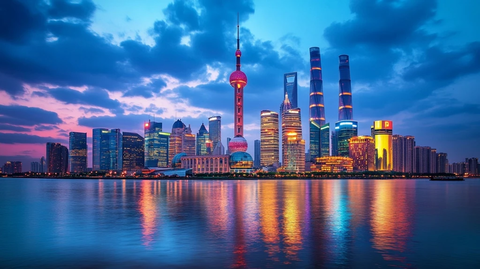 上海外滩建筑群夜景全景