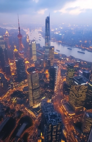 俯瞰城市夜景灯火辉煌的高楼大厦全景