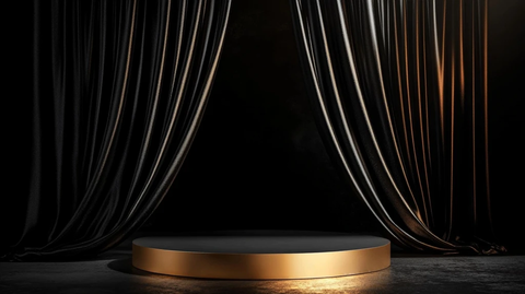 黑色背景金色圆台