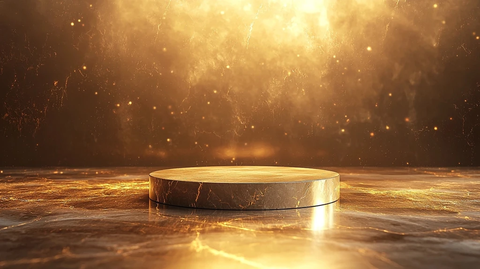 暖金渐变背景与简约底座