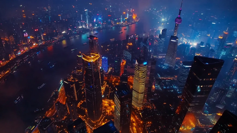 城市夜景俯瞰灯光璀璨的摩天大楼景观