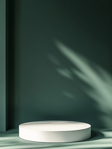 白色圆形展示台