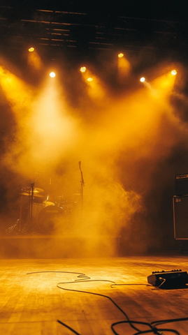 舞台现场音乐表演