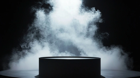 黑背景烟雾环绕圆形舞台