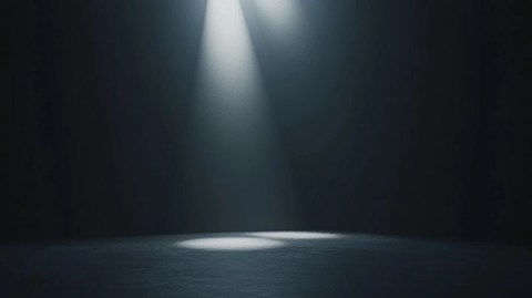 暗灰渐变背景中心聚光