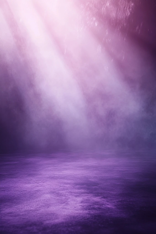 紫色背景前白光肖像