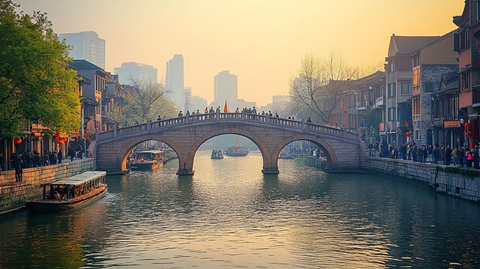 古桥横跨河水两岸的江南水乡风光