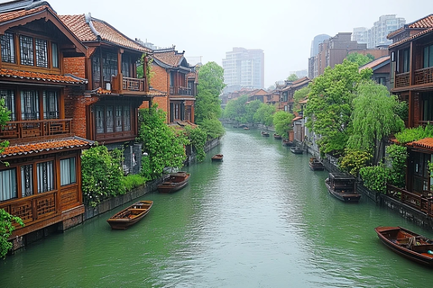 古色古香的水乡建筑与水道景观