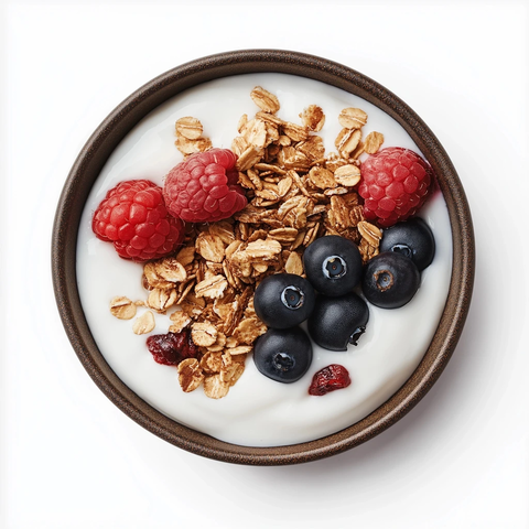 希腊酸奶配格兰诺拉和浆果