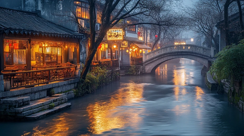 江南水乡夜景灯火映水古桥静卧