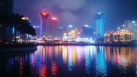 灯火辉煌的城市夜景