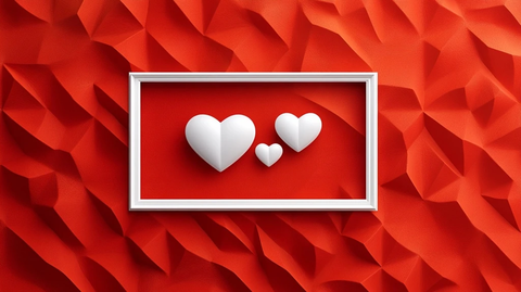 红底钻石图案白框三心