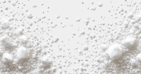 白色背景雪花冰粒透明