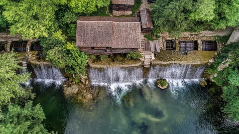 水磨村瀑布景观