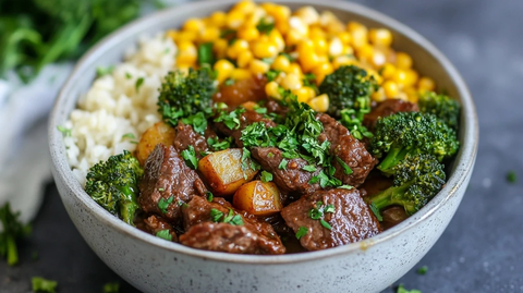 牛排西兰花土豆玉米炖菜