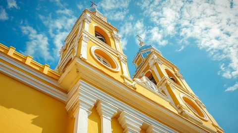 天主教教堂塔楼建筑细节