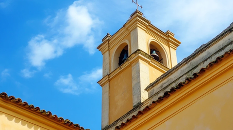 天主教教堂塔楼建筑细节