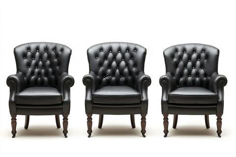 黑色皮革扶手椅